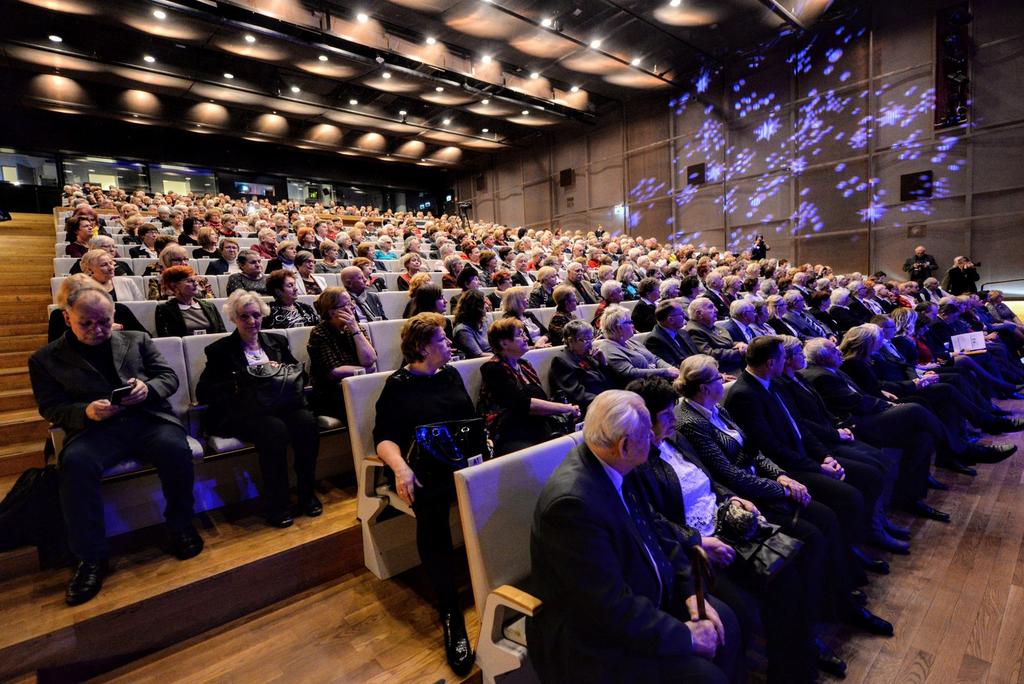 STRONA 5 Konferencja "Kompleksowe żywienie osób starszych" 07.06, czwartek 9.30-15.00 Konferencja będzie składała się z części wykładowej, warsztatowej oraz degustacyjnej.