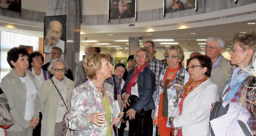FOT. W.MAŁECKA Uczelni. Następnie, przy kawie i słodkim poczęstunku, wysłuchaliśmy interesujących prelekcji naszych gospodarzy.