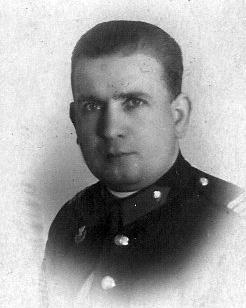 Część 2 113 Krzyżem Zasługi, aresztowany po 17 września 1939 r., więziony w Brześciu, wywieziony 29 marca 1940 r., zaginiony. [źródła: ZH/1982/61; LID/57] Dziekański Albin, ur. w 1889 (?) r.