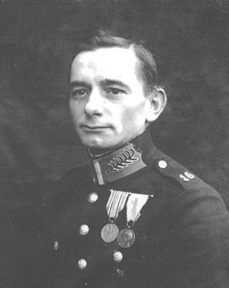48 Część 1 Czajkowski Emilian, s. Wincentego, ur. w 1889 r. w Kuryłach, funkcjonariusz Policji Państwowej, aresztowany 17 grudnia 1939 r. w Grodnie, więziony w Mińsku, zaginiony.
