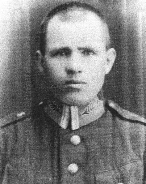 72 Część 1 Morżało Aleksander, s. Władysława i Agaty, ur. 6 sierpnia 1895 r., zam. w Wołkowysku, pow. Grodno, starszy przodownik Policji Państwowej w Wołkowysku, aresztowany 13 października 1939 r.