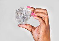 W dniu 18 listopada 2015 r. w kopalni Lucara Diamond w Botswanie wydobyto największy diament na świecie od 110 lat.
