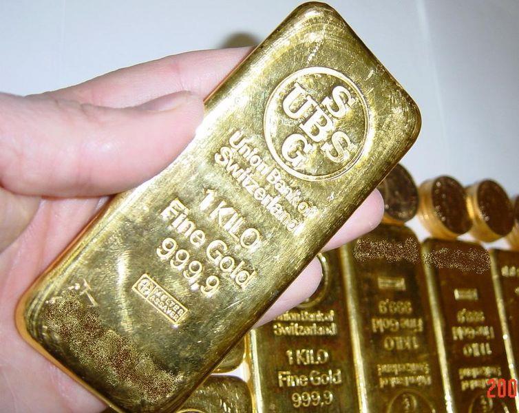 Sztabka złota Sztabka - regularna bryła czystego złota (99,99%), najczęściej o wadze 1uncji jubilerskiej trojańskiej (31,1 g). Jest to podstawowa jednostka rozliczeniowa, stosowana w obrocie złotem.
