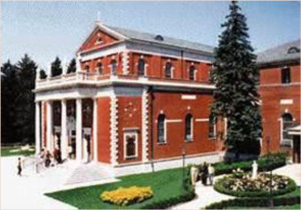 Priscilla parking lot 10:30 a.m. Arrival, Coffee and Sweet Rolls Introductory Talk by Friar 11:00 a.m. Spiritual Talk by Friar 11:45 a.m. Mid-day Prayer 12:00 p.m. Holy Mass 12:45 p.m. Hot Luncheon 1:30 p.