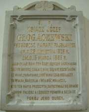 Zmarł, w 45 roku życia i 16 roku kapłaństwa, 14 grudnia 1854 roku w Bobach. 11.83. Głogaczewski Antoni (RL), 1854-1889 Zdjęcie 23 Rok 2013, 27 czerwca. Epitafium ks.