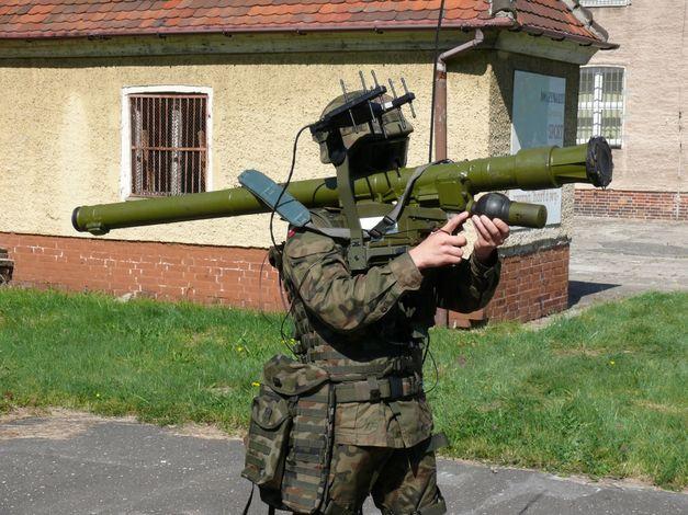 samolotach: Su-22M4, Su-22UM3K, MiG-29, MiG-29UB, Ts-11 Iskra, MiG-21UM, MiG-21Bis.