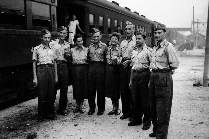 Grupa żołnierzy Wojska Polskiego członków KNPN, Korea 1954 27 czerwca, kiedy jasnym było już, że Korea Północna zignorowała wezwanie Rady Bezpieczeństwa z 25 czerwca, Rada, na żądanie strony