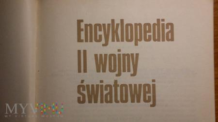 Encyklopedia II wojny światowej 209-0-22 Encyklopedia II wojny światowej Datowanie: 975 Encyklopedia wydana została w 975 roku Poświęcona jest