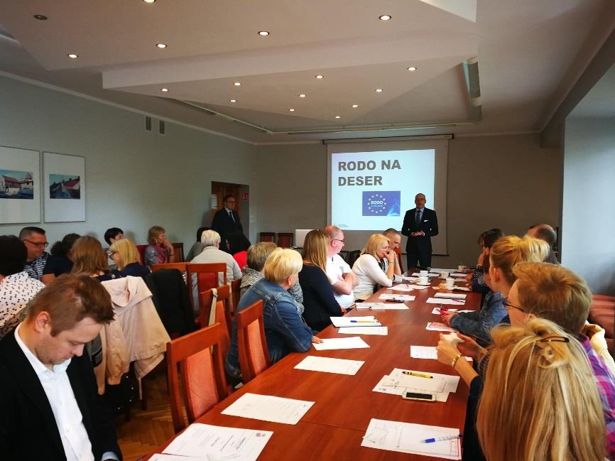 RODO na DESER 25 kwietnia 2018 r. w Nowotomyskim Ośrodku Kultury odbyło się kolejne spotkanie odnośnie Ochrony danych osobowych, które cieszyło się równie dużym zainteresowaniem.