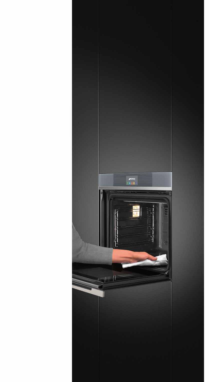 PIEKARNIK ElEKTRYCZNY Z CZYsZCZENIEM PIROLITYCZNYM PIEKARNIK ElEKTRYCZNY Z CZYsZCZENIEM PAROWYM LCD DISPLAY 70 l CZYSZCZENIE PIROLITYCZNE LCD DISPLAY 70 l SFP6101TVS Srebrne lustro SFP6101TVN Czarne