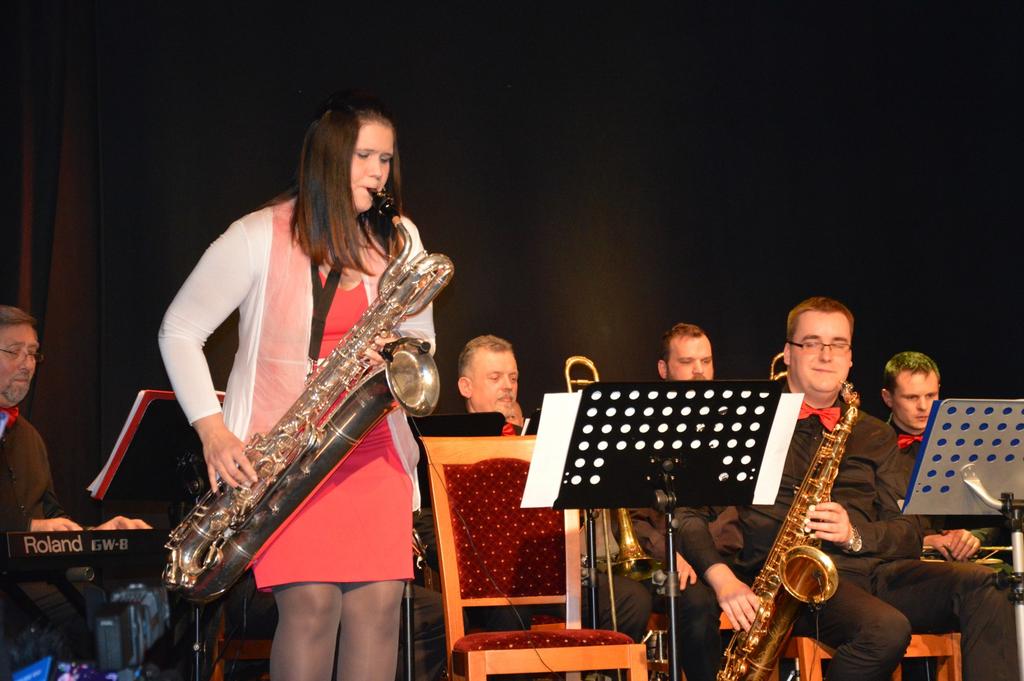 Jest to koncert w wykonaniu uczniów i pedagogów naszej szkoły; stanowi prezentację