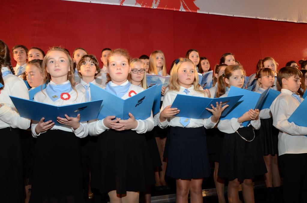Już po pierwszej edycji okazało się, że mieszkańcy Powiatu Zgorzeleckiego lubią i potrafią śpiewać. W 2018 roku z okazji 100.