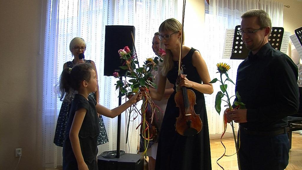 Bellissimo Barocco to koncert w wykonaniu pedagogów i absolwentów naszej szkoły: Anna Krupa- skrzypce