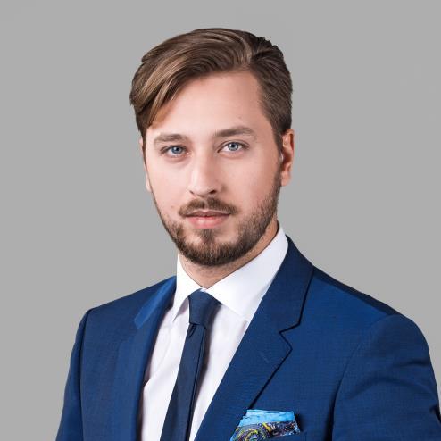 KAROL MACIEJ SZYMAŃSKI linkedin.com/in/karolszymanski e: karol@szymanski.legal Ukończył kierunek prawo na Wydziale Prawa i Administracji Uniwersytetu Warszawskiego.