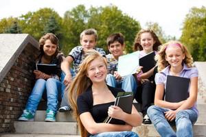 Coraz więcej pytań powstaje wokół edukacji w Polsce, poczynając od przedszkola, a na szkołach ponadgimnazjalnych kończąc.