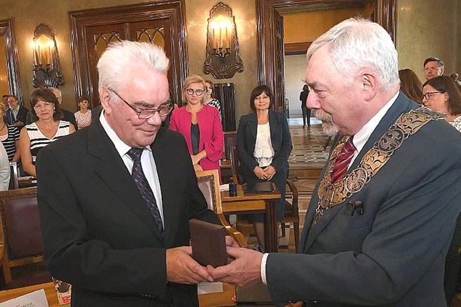 Z działalności Rady Dzielnicy VIII Dębniki Na L sesji Rady Dzielnicy VIII Dębniki, która odbyła się w dniu 19.09.2018 r.