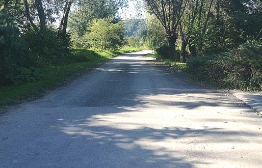 Czerwone Maki od placu zabaw do wysokości parkingu kaplicy cmentarza Czerwone Maki nawierzchnia z recykliny; 36. ul. Królówka nakładka; 37. ul. Krzysztofa Baczyńskiego nakładka; 38. ul. Antoniego Dobrowolskiego nakładka; 39.