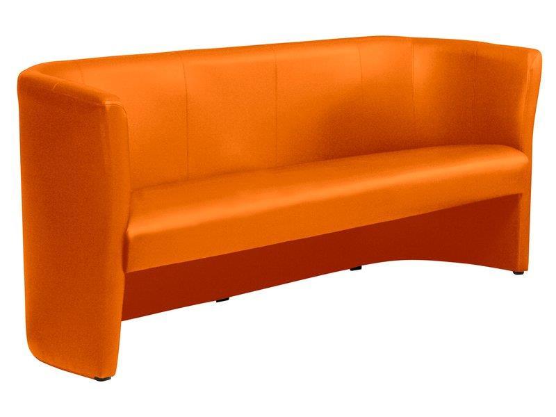 Sofa wykonana w stylu klasycznym, nierozkładana, wyposażona w 3 miejsca do siedzenia, umożliwiająca wygodne oparcie pleców, tapicerowana ekoskórą w kolorze
