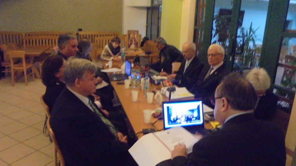 UCHWAŁY RADY KRÓLEWSKIEJ