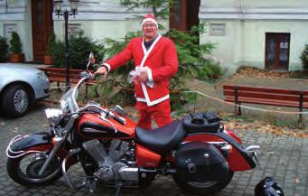 Dla uczestników do wyboru jedna z trzech atrakcji dodatkowych: szkolenie narciarskie, impreza integracyjna w klubie na stoku lub wizyta w SPA (przy zapisywaniu się na wyjazd prosimy o zaznaczenie,