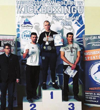 Czasami po takiej walce która trwa kilka minut potrzeba kilku tygodni, żeby wrócić do pełnego zdrowia. Jak długo trwa walka w kickboxingu? Walka amatorska trwa trzy rundy, po dwie minuty każda.
