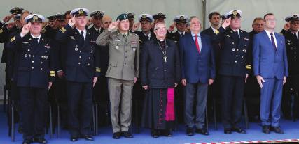 bryg. SG Tomasz Praga oraz komendant Morskiego Oddziału Straży Granicznej płk SG Andrzej Prokopski.