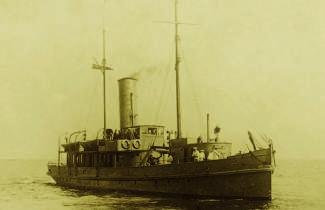 dowódca Floty w Gdyni. BIOGRAM Józef Michał Hubert Unrug urodził się 7 października 1884 w Brandenburgu pod Berlinem. Był synem Tadeusza Gustawa, generała armii pruskiej.