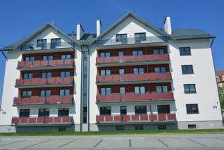 Znajduje się w nim po 5 mieszkań na parterze, I, II i III piętrze oraz 4 mieszkania na IV piętrze.