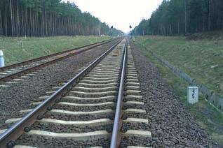Andrzej Tomasik Linia kolejowa E30 stanowi ważne połączenie tranzytowe między krajami Europy zachodniej i środkowo-wschodniej.