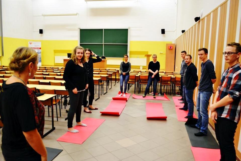 Pierwsze spotkanie Wirtualnej Studenckiej Firmy Konsultingowej w nowym roku akademickim odbyło się 11 października w semestrze zimowym nasze spotkania odbywały się co tydzień w środy o godzinie 17:00.