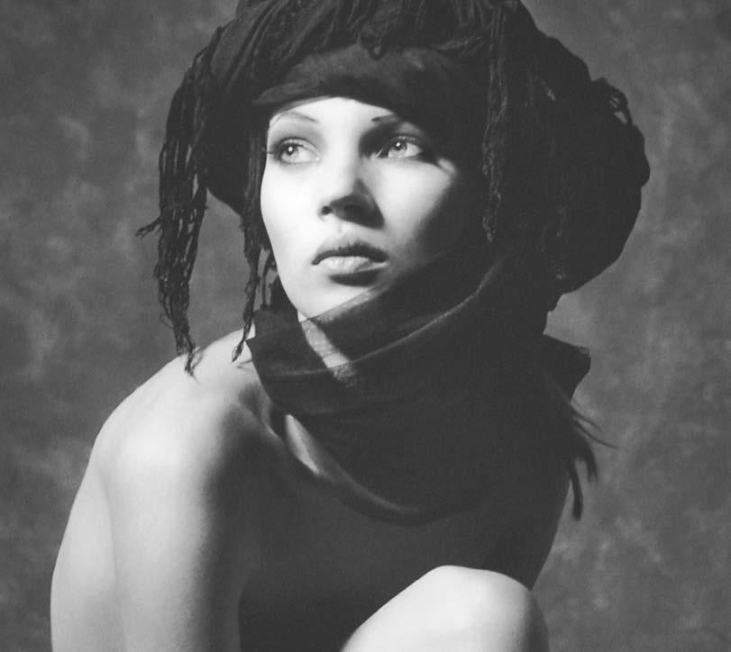Albert Watson, Kate Moss Aukcja Fotografii z kolekcji Grace Radziwiłł 28 października 2014 r.