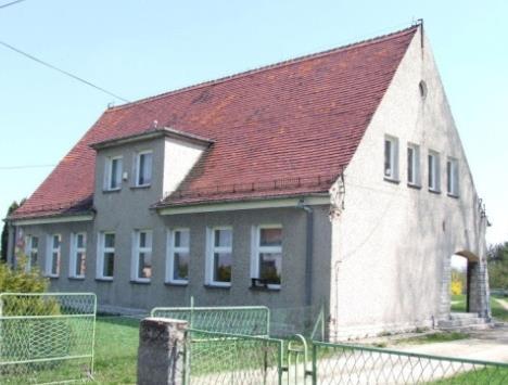 b) obiekty użyteczności publicznej Nr Miejscowość