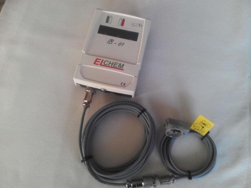 2006/95/WE - dyrektywa kompatybilności elektromagnetycznej 200/108/WE oraz z następującymi normami: - EN 60335-1:2004 -
