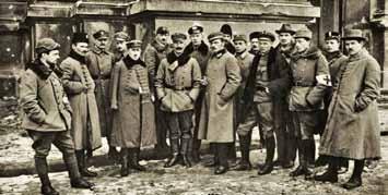 3 7 października 1918 Wobec coraz gorszej sytuacji Niemiec na froncie zachodnim Rada Regencyjna proklamowała powstanie niepodległego Państwa Polskiego, które zbudowane miało być zgodnie z założeniami