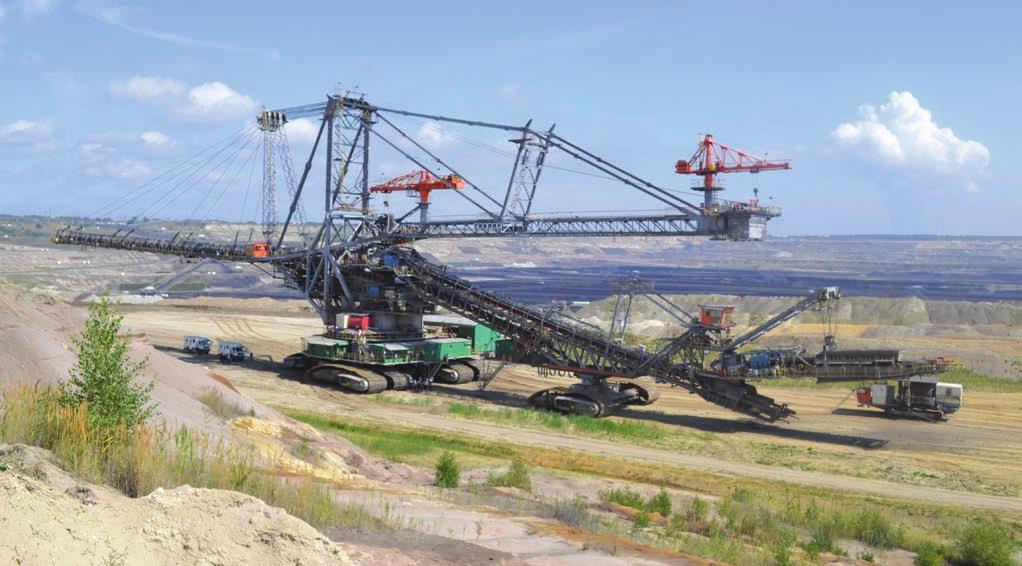 KWB Bełchatów W ubiegłym roku Kopalnia realizowała także ważny projekt związany z pozyskaniem kamienia wapiennego. Odsiarczanie spalin jest nieodzownym elementem produkcji energii elektrycznej.