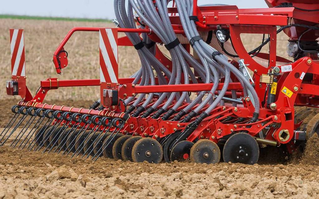 Kverneland e-drill compact & e-drill maxi Redlica wysiewająca CX-II Od ponad 20 lat redlica talerzowa CX z Kverneland jest dobrze znana na całym świecie.