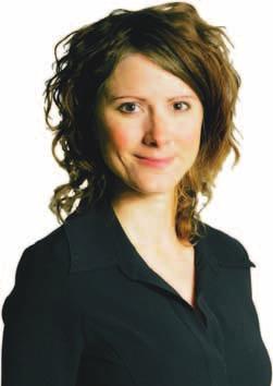 á þessu stigi. Erfitt er að meta hversu langt framkvæmdin er komin, hússkelin er meira en hálfnuð í byggingu og margir verktakar sem annast innri frágang eru langt komnir í vinnu sinni.