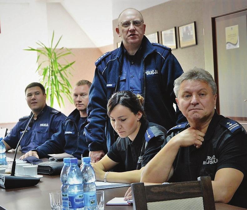 .. Między nami sołtysami Odpowiedź, jak się można było spodziewać, zamknęła temat szybko i jednoznacznie: przepisy są jednakowe dla wszystkich.