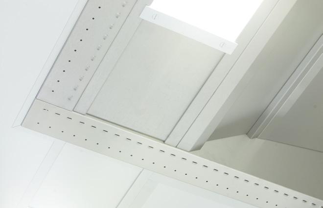 INNOWACYJNE TECHNOLOGIE Dzięki skuteczności wychwytywania opary kuchenne nie rozpraszają się, a bezpieczeństwo żywności jest wyższe.