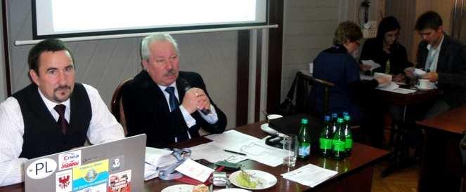 24 osoby). 24.02.2010 Uzgodnienia w Operatorze zmiana struktury, odejścia na emerytury. W Baranowie spotkały się strony dialogu społecznego w Enea Operator.