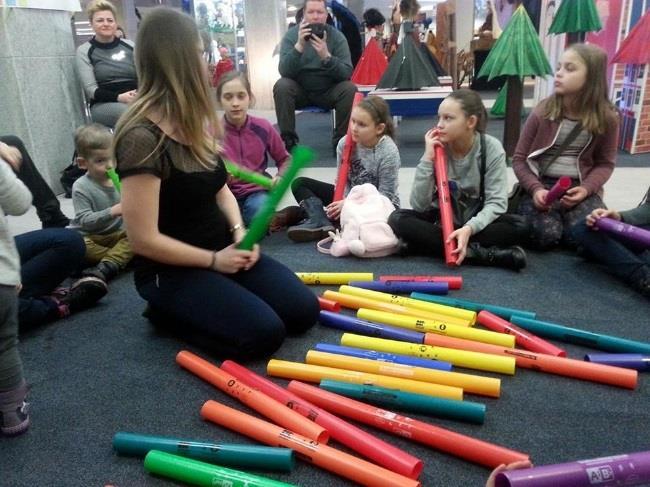 rocznicy działalności Teatru w nowej siedzibie.