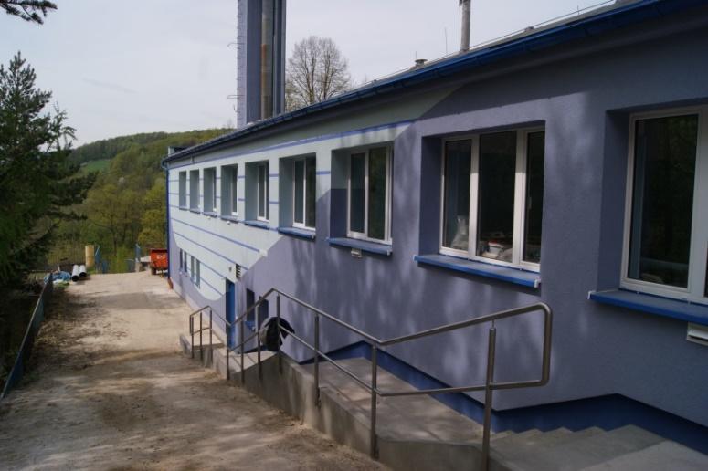 K4 PRZEBUDOWA SUW LUBACHÓW W ZAGÓRZU ŚLĄSKIM W budynku filtrów wykonano: w części socjalnej: - nowe ściany - rozprowadzono instalacje wodno-kanalizacyjne elektryczne oraz