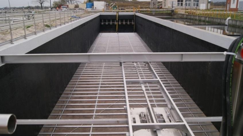 Wykonano wpięcie rurociągu tłocznego dn 110 z pompowni PCP do czynnego rurociągu osadu dn 160