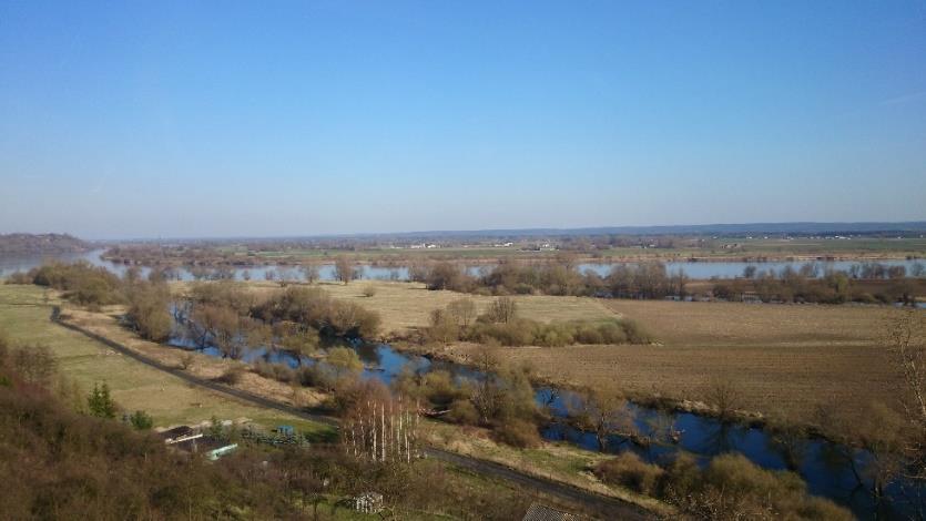 Bardzo lubię jeździć na rowerze i zapraszam do zapoznania się z moją propozycją spędzania wolego czasu w miejscach znajdujących