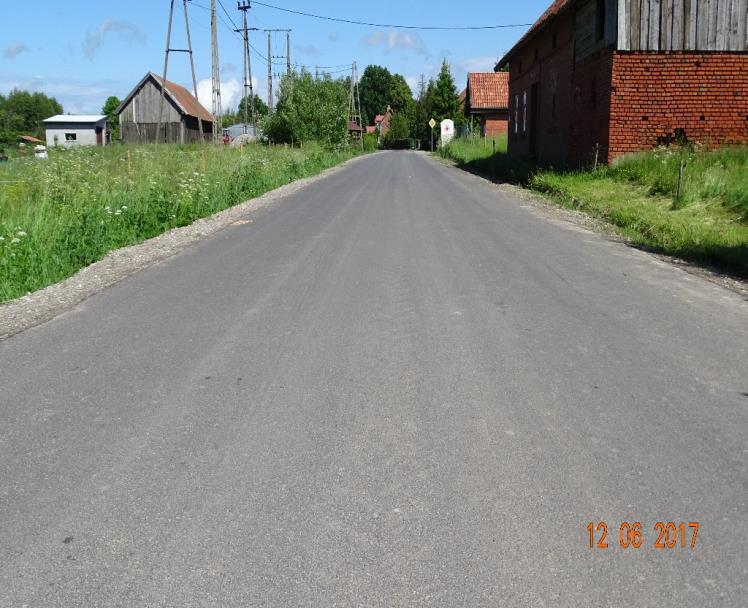 nawierzchni z gruntowej na