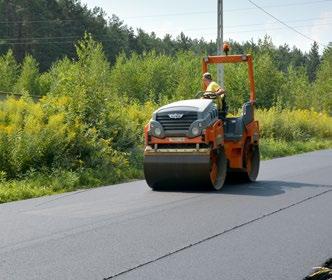 Dlatego zachęcamy do zapisywania się do spółek działających na Państwa terenach. Asfalt na ul. Świerkowej w Wiązownie W czerwcu podpisaliśmy umowę na wykonanie modernizacji drogi wewnętrznej ul.