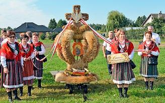 Dalsze części wydarzenia odbyły się w wiązowskim kościele, gdzie uczciliśmy pamięć poległych i wysłuchaliśmy koncertu patriotycznego Orkiestry Dętej z Trąbek.