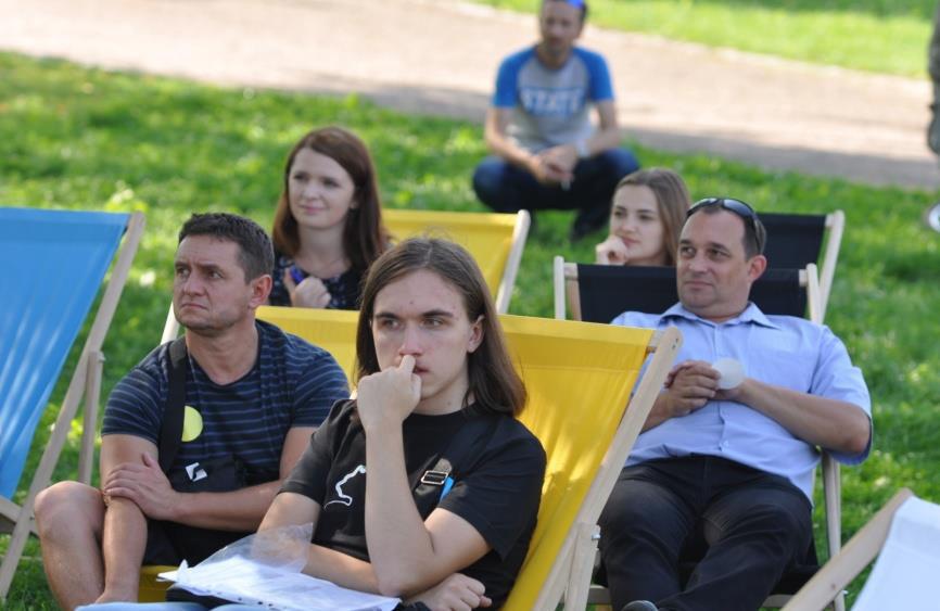 Uczestnicy to interesariusz reprezentujący równe punkty widzenia nie: tylko protestujący. 10. Liczba uczestników przewidziana organizatorów nie: przypadkowa. przez 11.