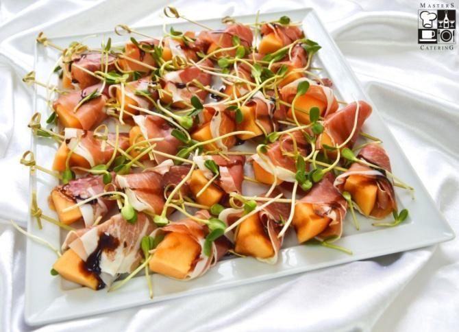Melon z szynką szwarcwaldzk ą i aksamitnym balsamico