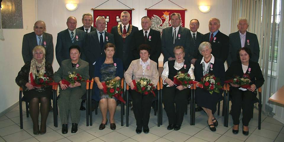 Złote gody: Zofia i Herman Camplair, Teresa i Jan Gorczyca, Adelajda i Jerzy Matuszczyk, Krystyna i Diter Klonek, Halina i Zbigniew Jarema.